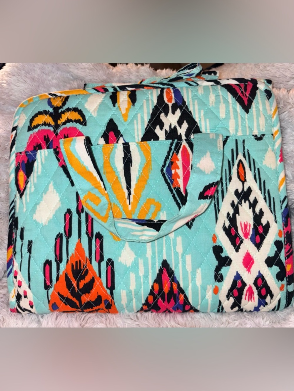 Vera Bradley Pueblo Hanging Travel Case
